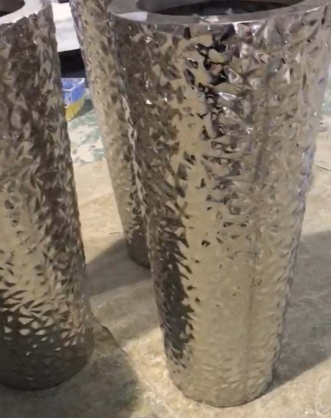Sliver Metal Floor Vase Stainless Steel Hammer Pattern